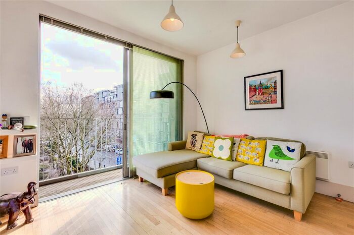 1 Bedroom Flat To Rent In Copenhagen Street, London, N1