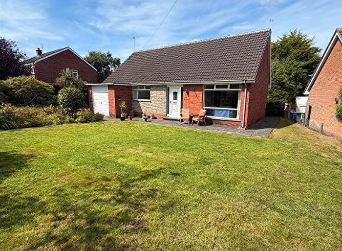 3 Bedroom Detached Bungalows For Sale In Lyndhurst Avenue, Bangor, BT19