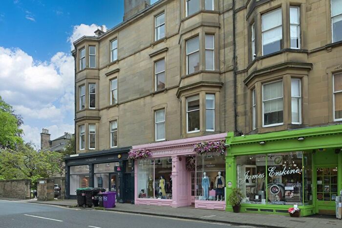 2 Bedroom Flat For Sale In / Church Hill Place, Morningside, Edinburgh, EH10