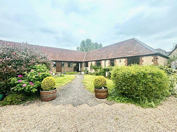 3 Bedroom Detached Bungalow To Rent In Stockley, Calne, SN11