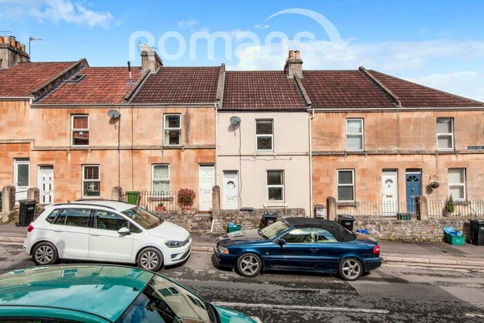 3 Bedroom Terraced House To Rent In Highland Road, Bath, BA2