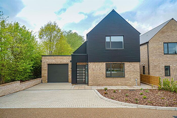 4 Bedroom Detached House For Sale In The Street, Appledore, TN26