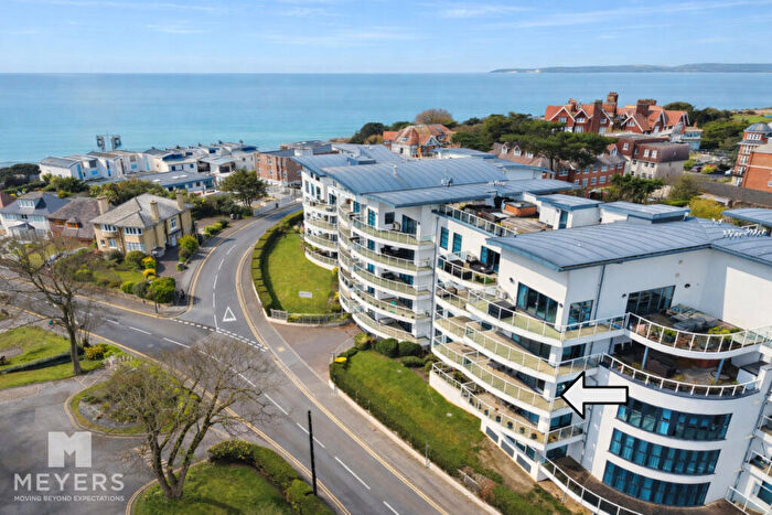 2 Bedroom Apartment For Sale In Boscombe Spa Road, Bournemouth, BH5