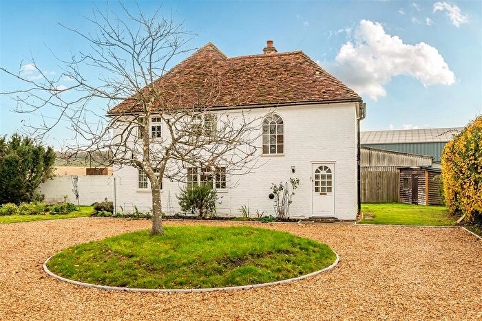 4 Bedroom Detached House To Rent In West Grimstead, Salisbury, SP5