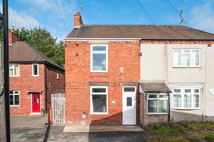 2 Bedroom End Of Terrace House To Rent In Rose Cottages, Hasland Road, Chesterfield, S41