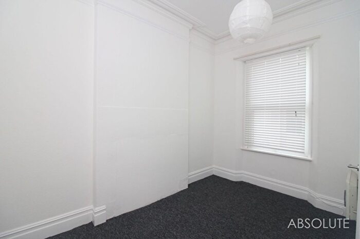 1 Bedroom Flat To Rent In Youngs Park, Paignton, TQ4