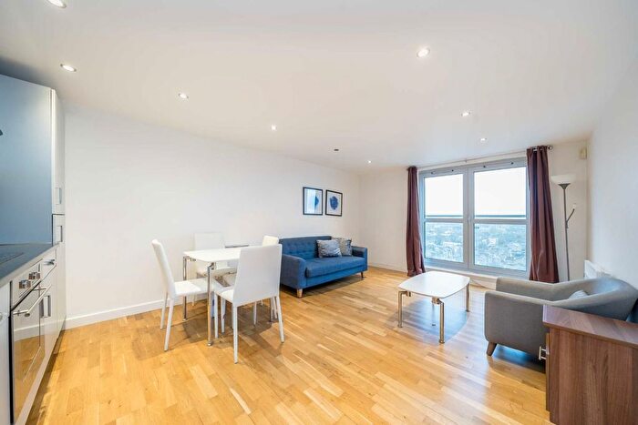 2 Bedroom Flat To Rent In Balmes Road, London, N1