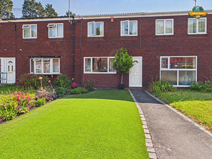 3 Bedroom Terraced House For Sale In Haunchwood Drive, Walmley, Sutton Coldfield, B76