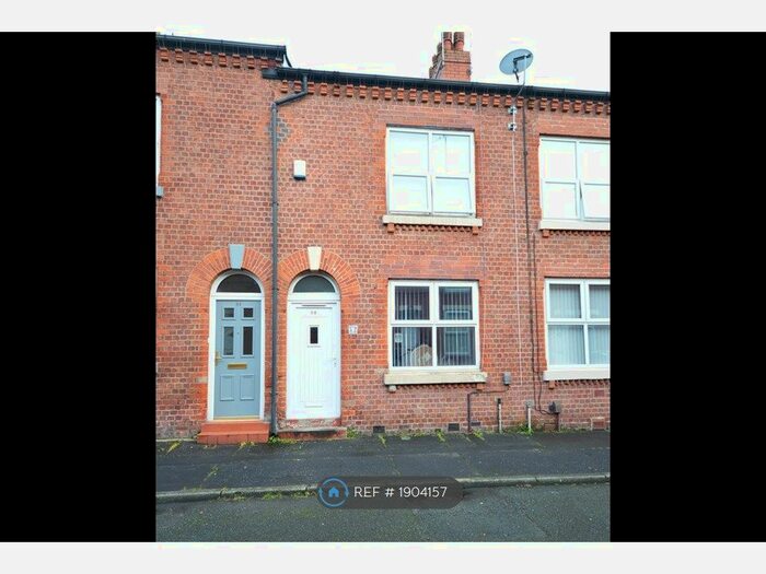 3 Bedroom Terraced House To Rent In Langton Street, Salford, M6