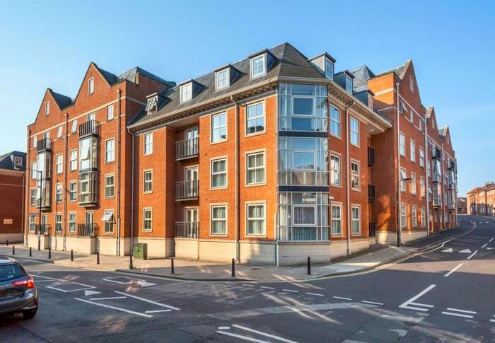 2 Bedroom Flat To Rent In Centurion Square, Skeldergate, York, YO1