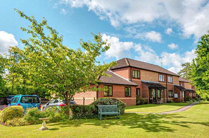 1 Bedroom Maisonette For Sale In St. Marys Close, Alton, Hampshire, GU34