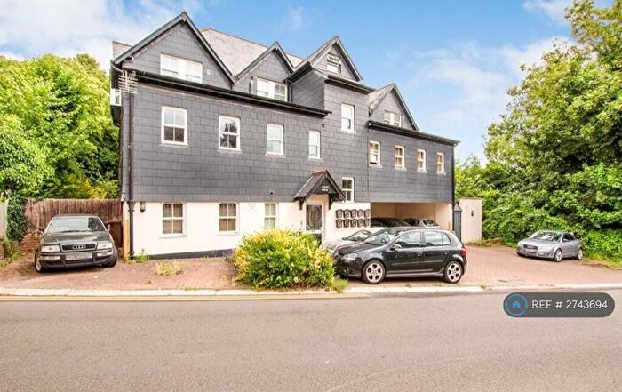 1 Bedroom Flat To Rent In Albany House, Chatham, ME4