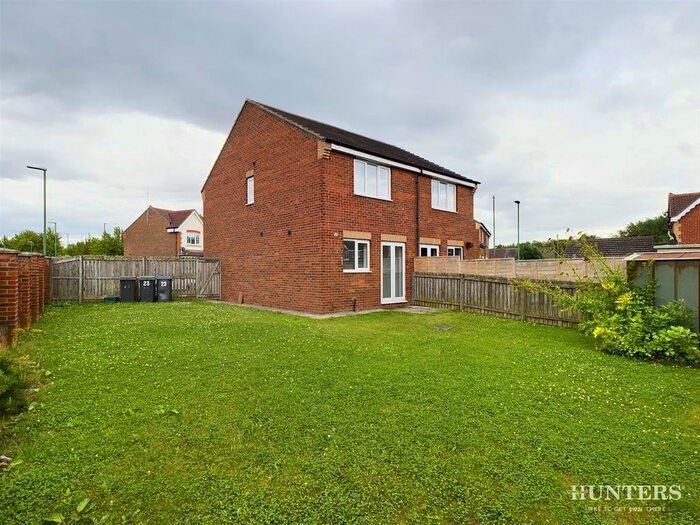 2 Bedroom Property To Rent In Temple Forge Mews, Consett, DH8