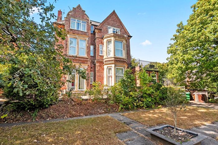 1 Bedroom Flat To Rent In Park Drive, Nottingham, NG7