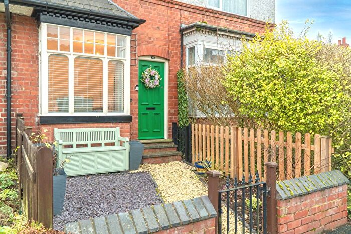 2 Bedroom Terraced House For Sale In Coles Lane, Sutton Coldfield, B72