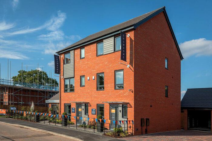 3 Bedroom End Of Terrace House For Sale In Dog Kennel Lane, Shirley, Solihull, B90