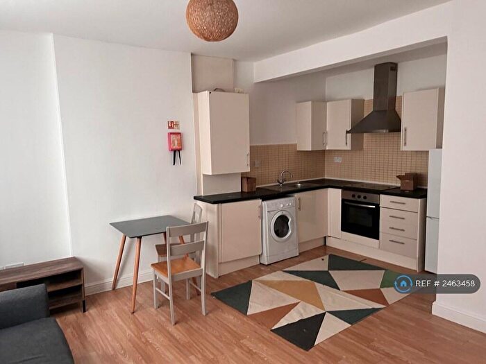 2 Bedroom Flat To Rent In Welford Road, Leicester, LE2