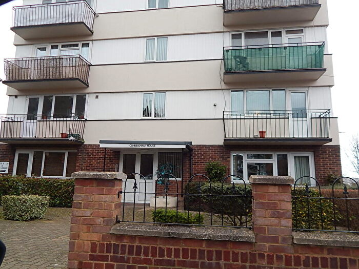 2 Bedroom Flat To Rent In St Margarets Street, Rochester, ME1