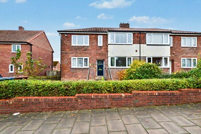 2 Bedroom Apartment To Rent In Linbridge Drive, Newcastle Upon Tyne, NE5