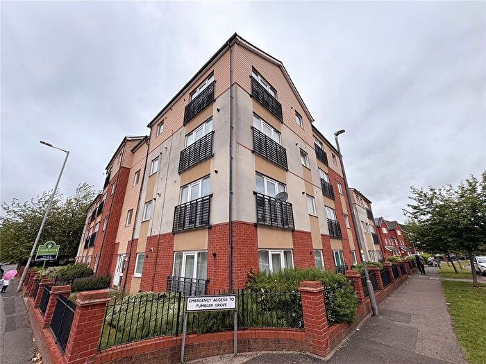 2 Bedroom Flat To Rent In Wednesfield Road, Wolverhampton, West Midlands, WV10