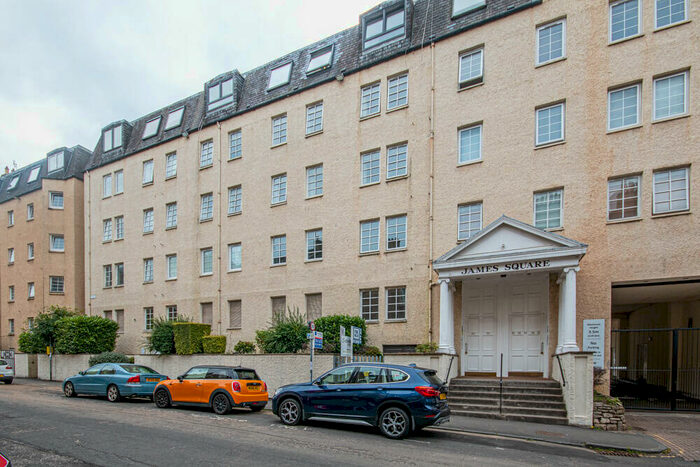 2 Bedroom Flat To Rent In Caledonian Crescent Edinburgh United Kingdom, EH11