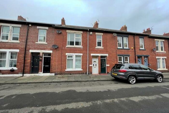 2 Bedroom Flat To Rent In Ashfield Road, Newcastle Upon Tyne, NE3