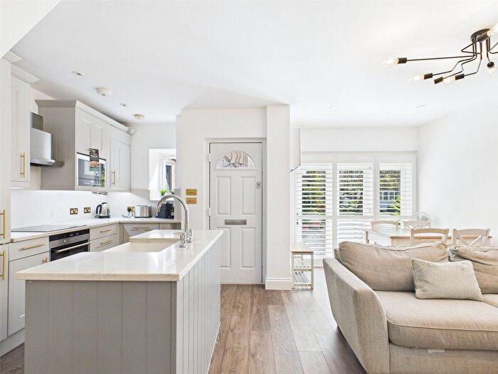 2 Bedroom Terraced House To Rent In Celbridge Mews, London, W2