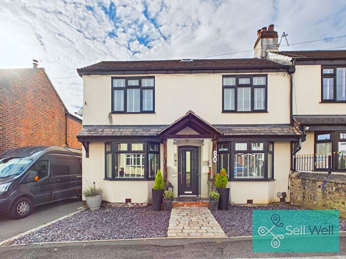 3 Bedroom Semi-Detached House For Sale In Ringlow Park Road, Swinton, Manchester, M27