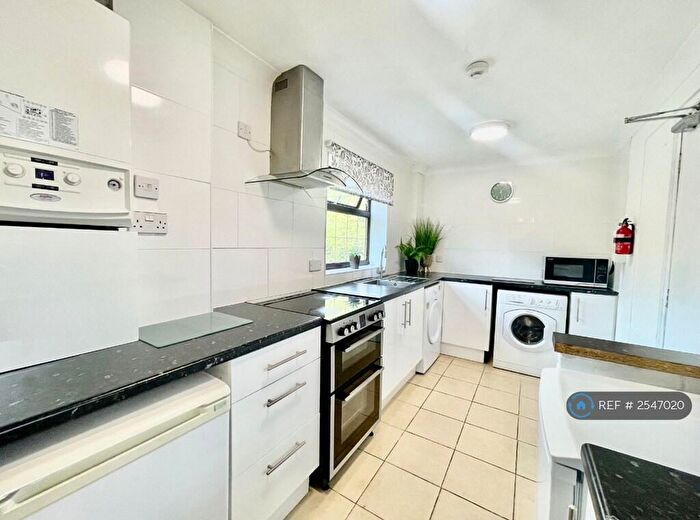 5 Bedroom Detached House To Rent In Mayes Close, Norwich, NR5