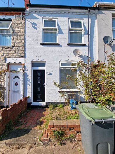 3 Bedroom Terraced House To Rent In Luton, LU3