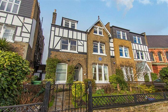 2 Bedroom Flat To Rent In Elsworthy Road, Primrose Hill, NW3