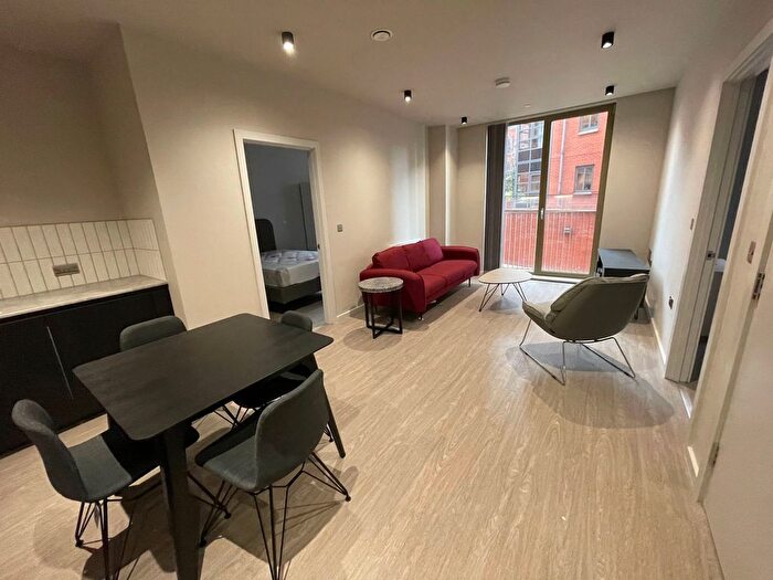 2 Bedroom Flat For Sale In Hulme Road, Manchester, M15