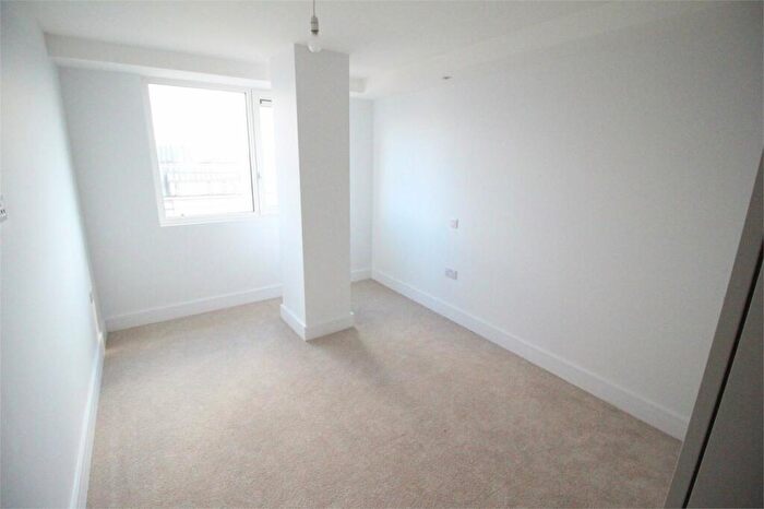 2 Bedroom Apartment To Rent In Station Road, Edgware, HA8