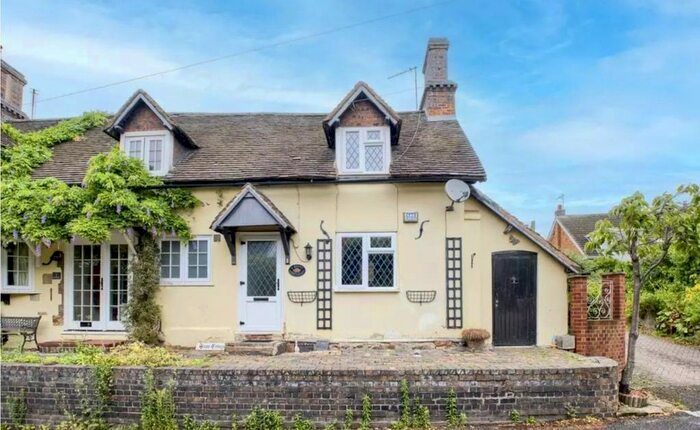 2 Bedroom Semi-Detached House For Sale In Farthing Lane, Curdworth, Sutton Coldfield, Warwickshire, B76