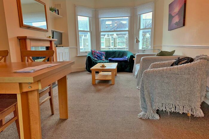 3 Bedroom Maisonette To Rent In Corrance Road, London, SW2