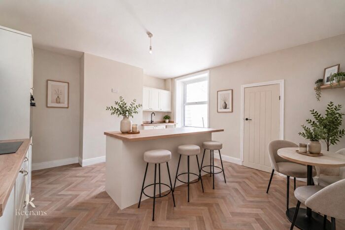 2 Bedroom Terraced House For Sale In Burnley Road, Loveclough, Rossendale, BB4
