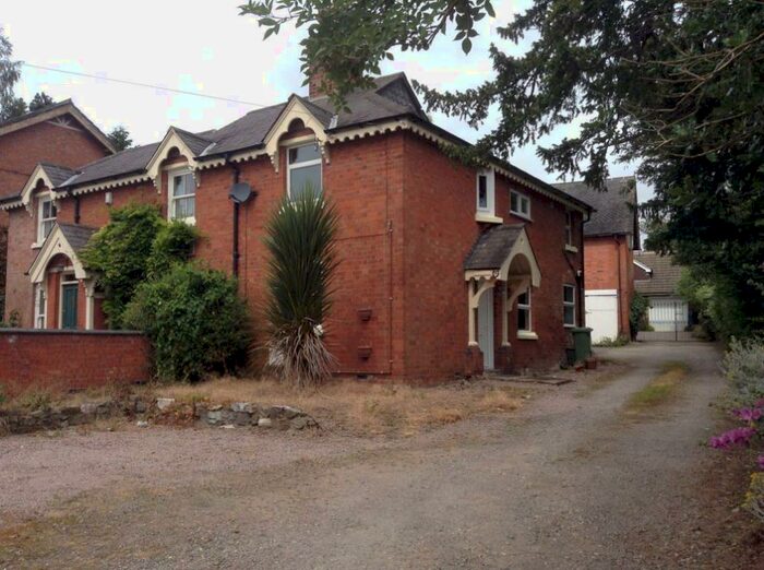 2 Bedroom Cottage To Rent In Main Street, Leicester, LE9