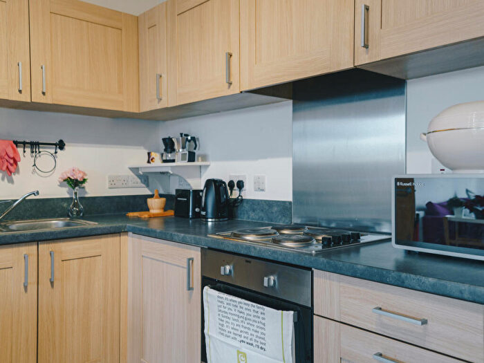 2 Bedroom Flat To Rent In Kings Road, Reading, RG1