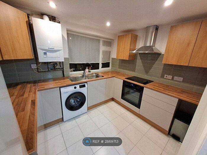 2 Bedroom Flat To Rent In St. Nicholas Street, Coventry, CV1