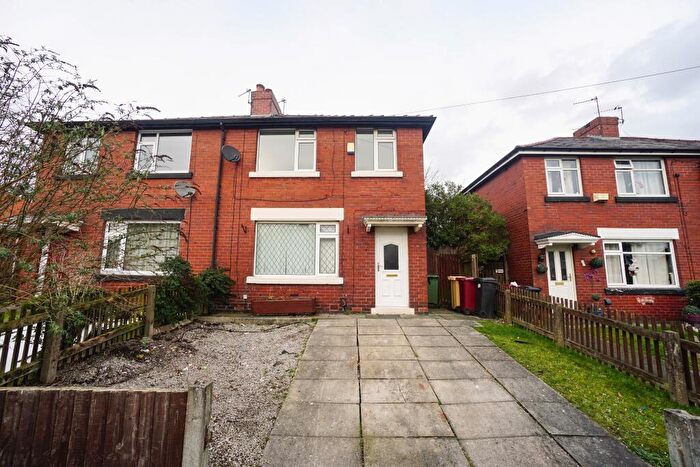 3 Bedroom Semi Detached House To Rent In Hillside Avenue, Farnworth, Bolton, Lancashire, BL4