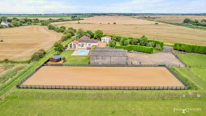 6 Bedroom Detached House For Sale In Throckenholt, PE12