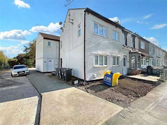 1 Bedroom Apartment To Rent In Cricklade Road, Swindon, SN2