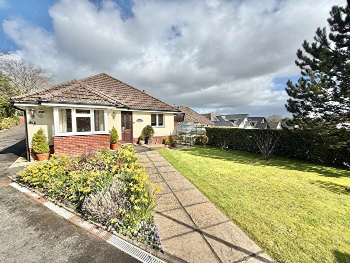 3 Bedroom Detached Bungalow For Sale In Albert Road, Corfe Mullen, BH21