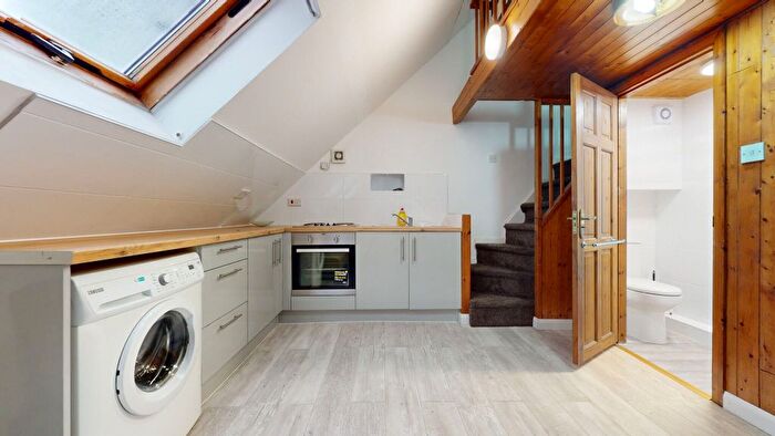 1 Bedroom Flat To Rent In Daventry Street, Marylebone, NW1