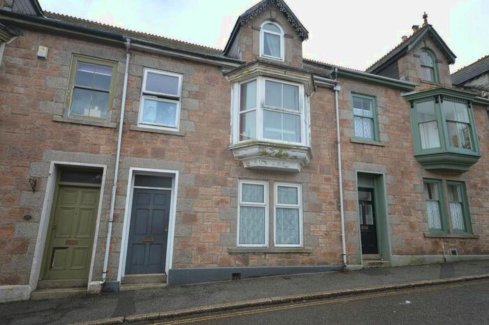 1 Bedroom Flat To Rent In Fore Street, Camborne, TR14