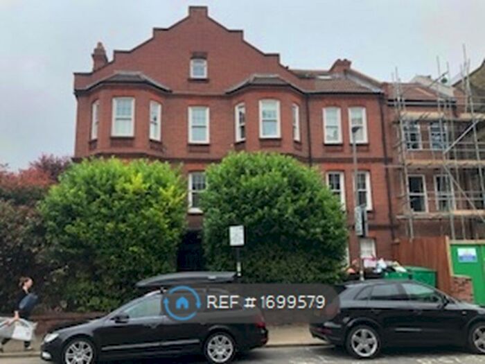 2 Bedroom Flat To Rent In Marius Mansions, London, SW17
