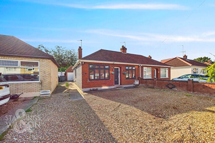 2 Bedroom Semi-Detached Bungalow For Sale In South Hill Road, Thorpe St Andrew, Norwich, NR7