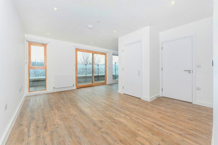 1 Bedroom Flat To Rent In Lanark Road, London, W9