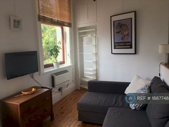 Studio To Rent In Stokes Croft, Bristol, BS1