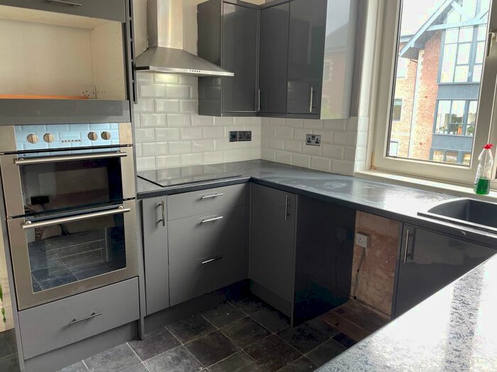 1 Bedroom Flat To Rent In Courtland Road, Paignton, TQ3